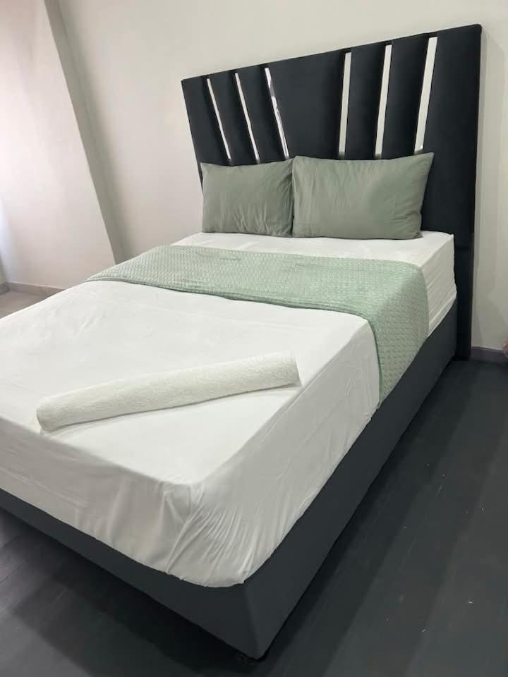 Chocolate City Guest House East London Ngoại thất bức ảnh